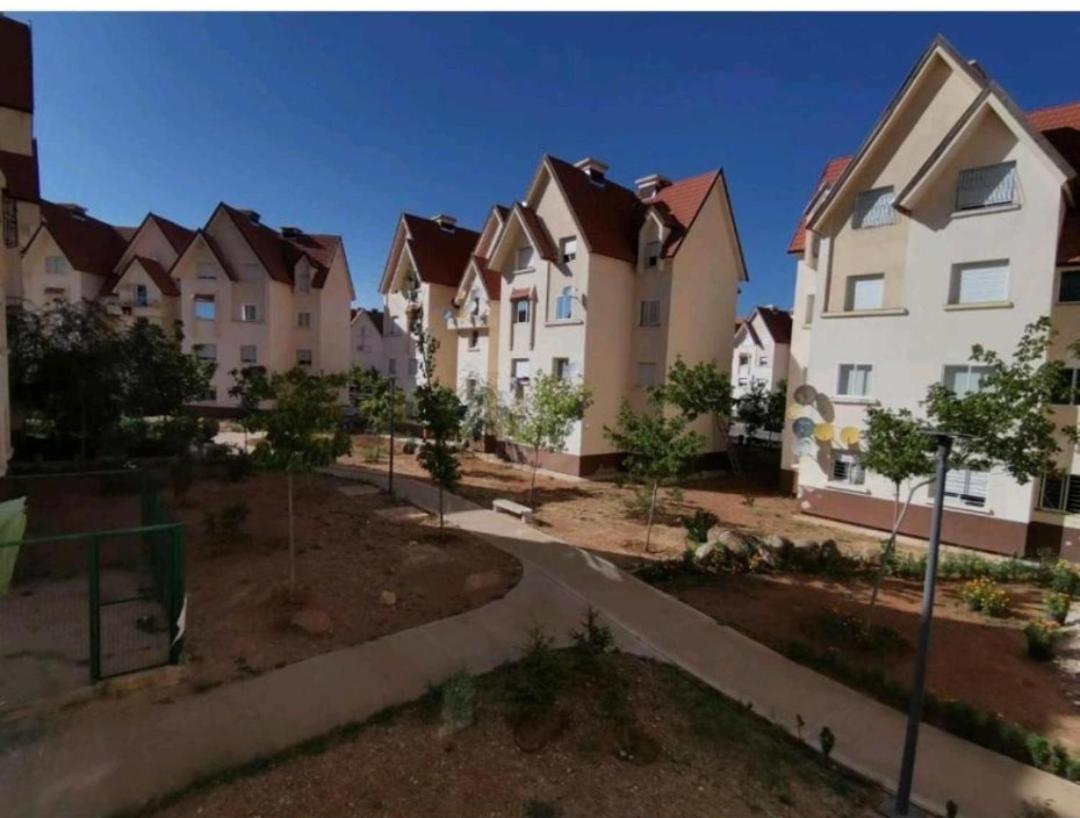 איפראן Appartement Au Jardin מראה חיצוני תמונה